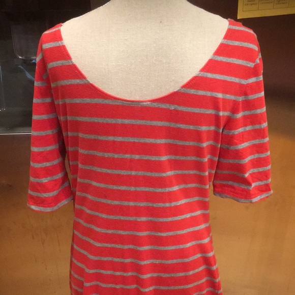 Women’s long tunic 3/4 sleeves like new. Medium - Picture 6 of 6